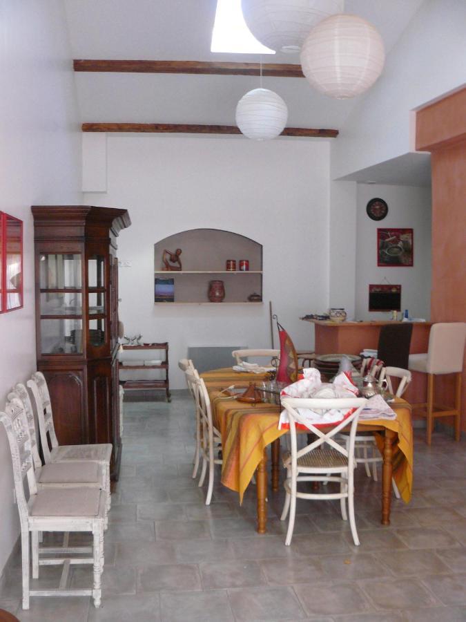 Au The A La Menthe Bed and Breakfast Romans-sur-Isère Buitenkant foto