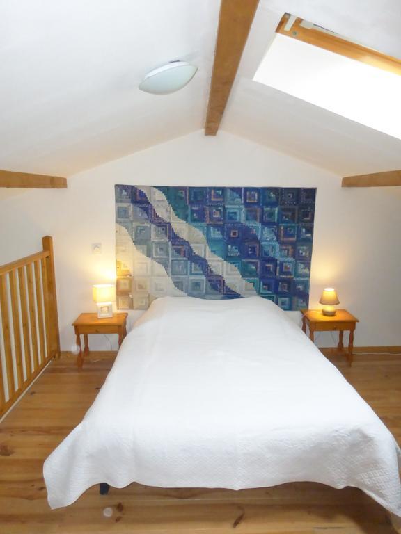 Au The A La Menthe Bed and Breakfast Romans-sur-Isère Buitenkant foto